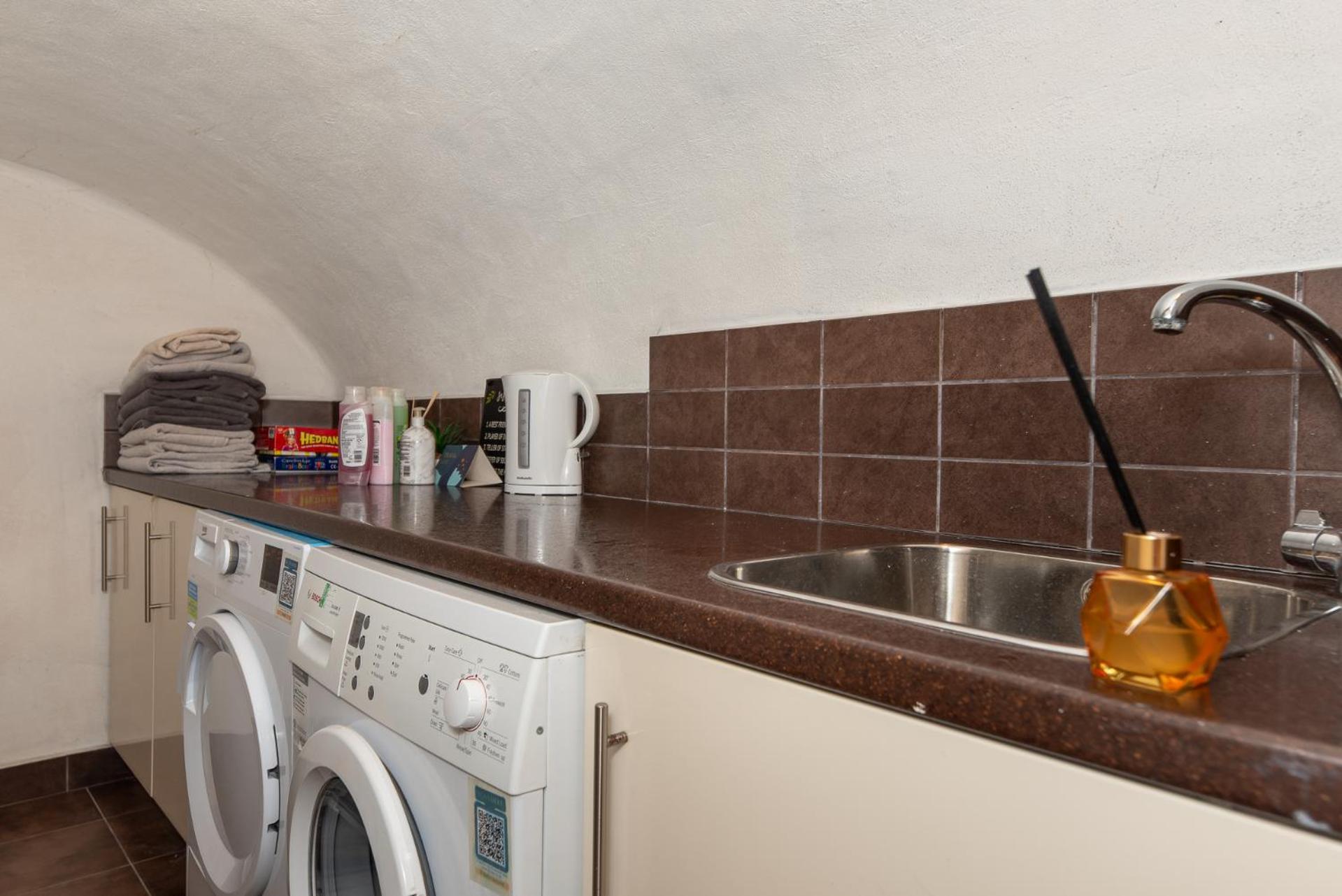 3 Bedroom Apartment With Private Terrace In Pimlico, Westminster, Victoria London Exterior photo