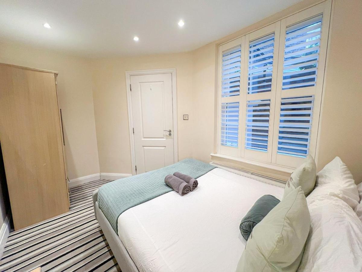 3 Bedroom Apartment With Private Terrace In Pimlico, Westminster, Victoria London Exterior photo